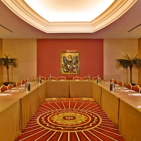 Miragem Health & 5* Cascais