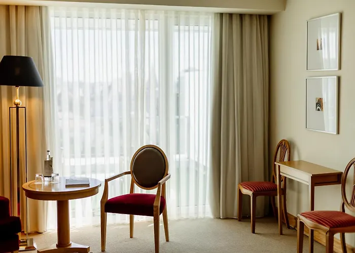 Miragem Health & Ξενοδοχείο 5*